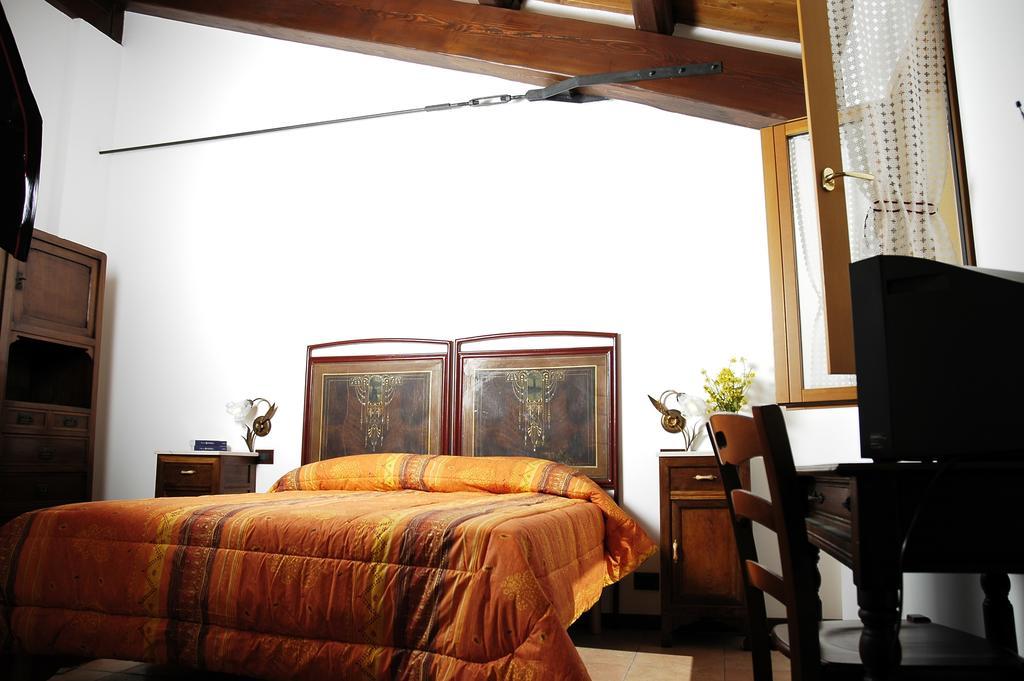 Briciola Di Sole Guest House Grottammare Ruang foto